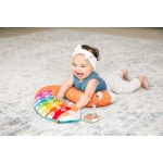 INFANTINO 313091 MIĘKKIE PIANINKO Z PODUSZKĄ LISEK