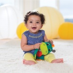 INFANTINO 316259 PLUSZOWY HIPCIO Z GRYZACZKAMI