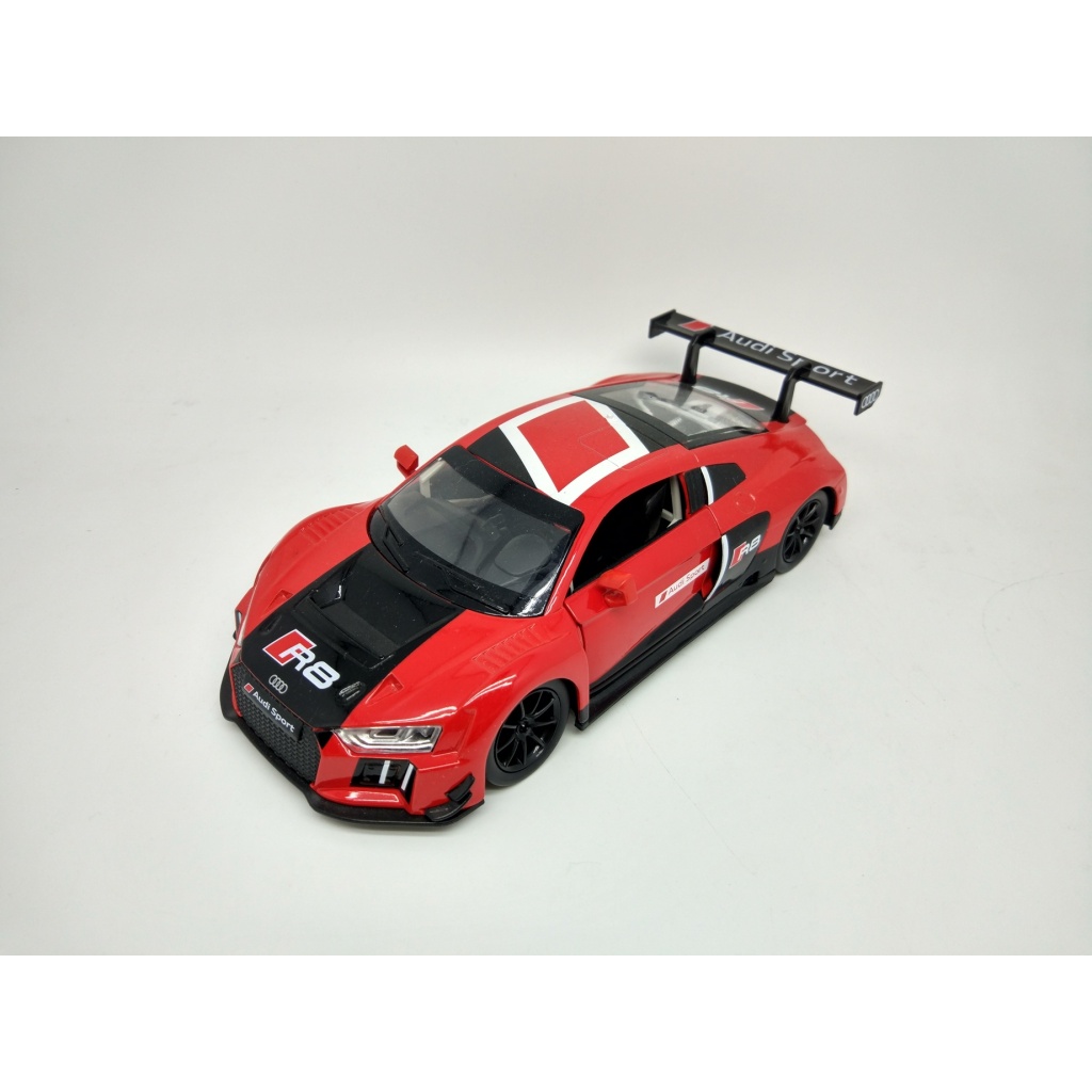 MSZ 1/24 AUDI R8 LMS CZERWONY (ŚWIATŁO+DŹWIĘK)