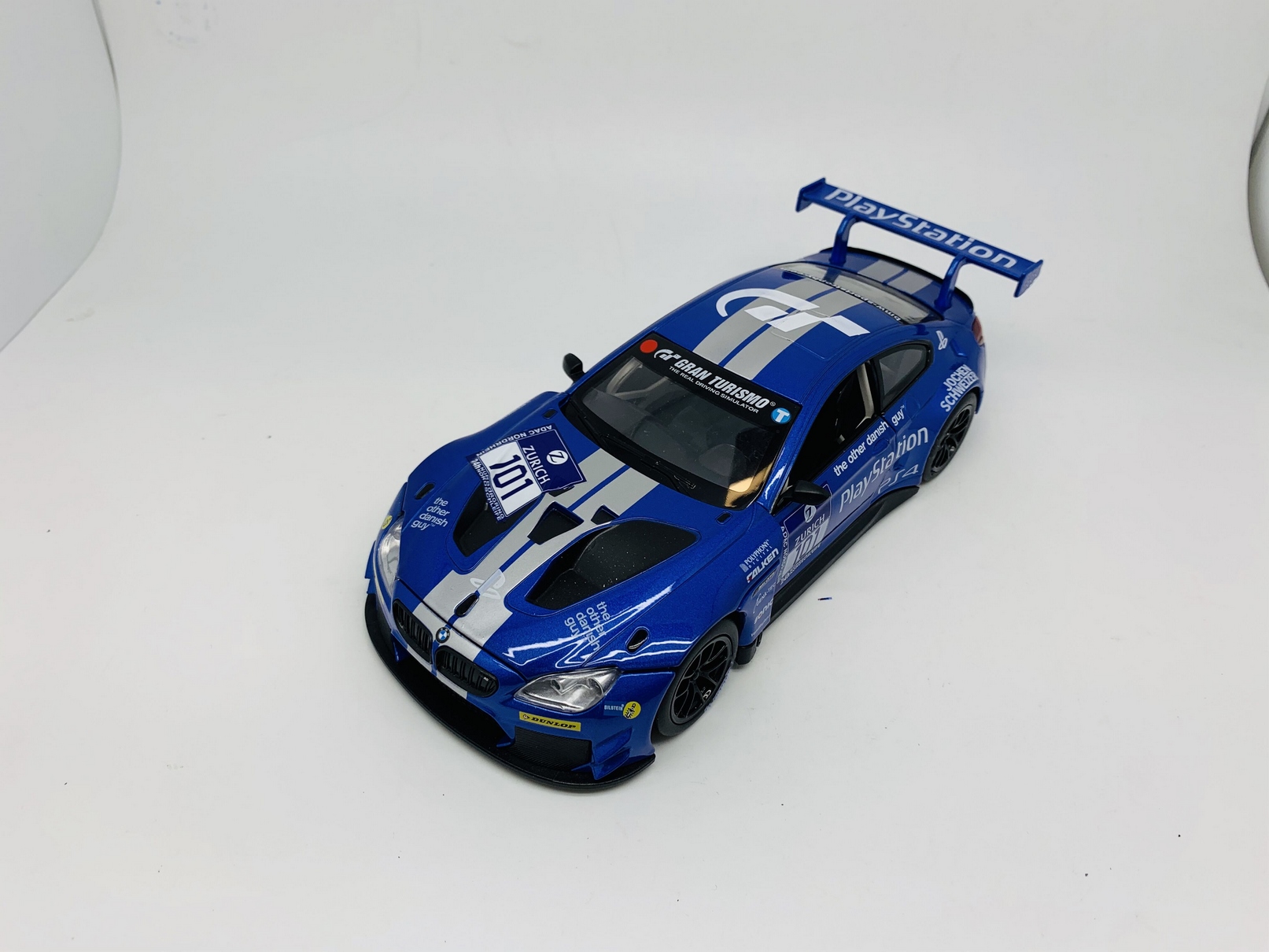 MSZ 1/24 BMW M6 GT3 NIEBIESKI (ŚWIATŁO+DŹWIĘK) MSZ 1/24 BMW M6 GT3 NIEBIESKI (ŚWIATŁO+DŹWIĘK)