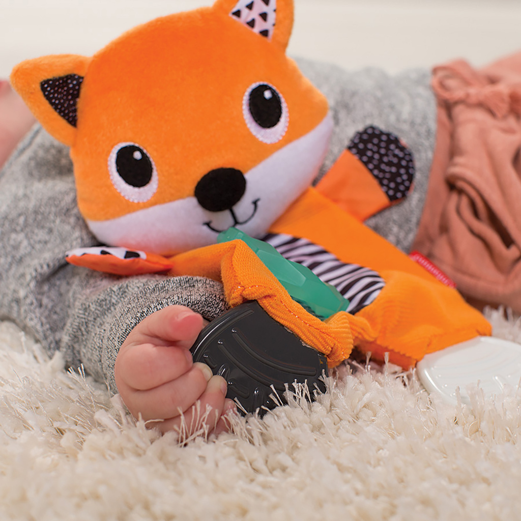 INFANTINO 216328 PLUSZOWY LISEK Z GRYZACZKAMI