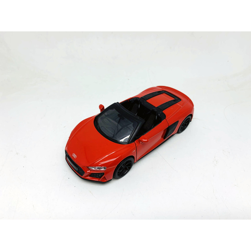 MSZ 1/32 AUDI R8 SPYDER CZERWONY (ŚWIATŁO+DŹWIĘK)