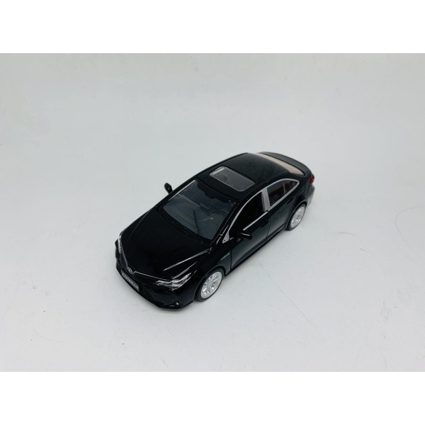 MSZ 1/33 TOYOTA COROLLA HYBRID CZARNY (ŚW.+DŹWIĘK)